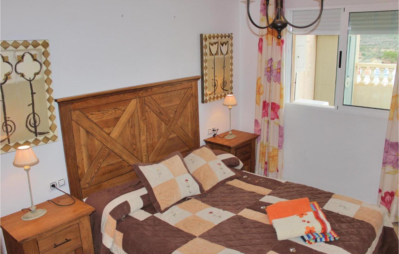 Cozy Apartment In Isla Plana Exterior photo